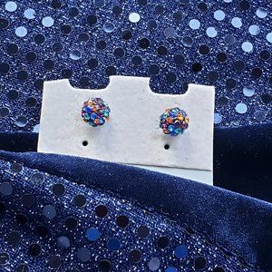 Cute and danity multi colored rhinestone stud earrings.